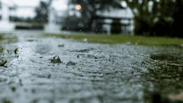 Met Eireann has issued a status yellow rain warning for certain parts of the country Met Eireann has issued a status yellow rain warning for certain parts of the country