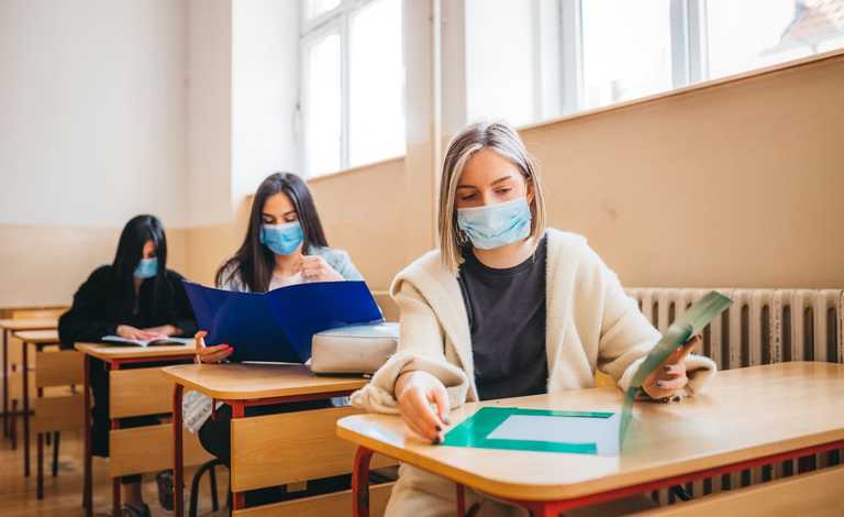 All students, including sixth years, will return to remote learning All students, including sixth years, will return to remote learning