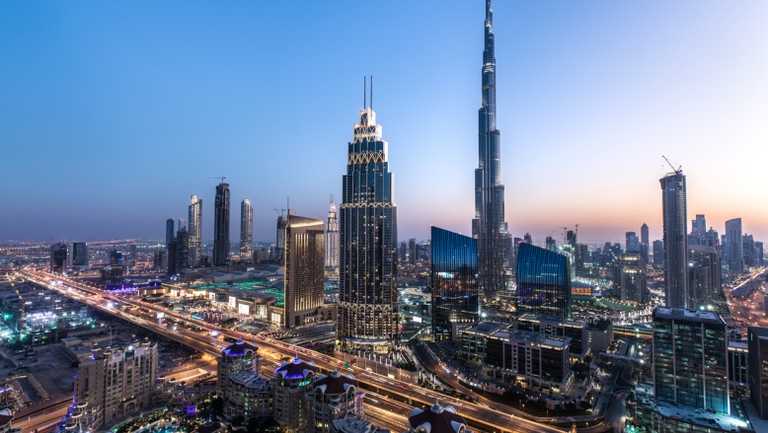 Dubai closes pubs and bars following spike in Covid-19 cases Dubai closes pubs and bars following spike in Covid-19 cases