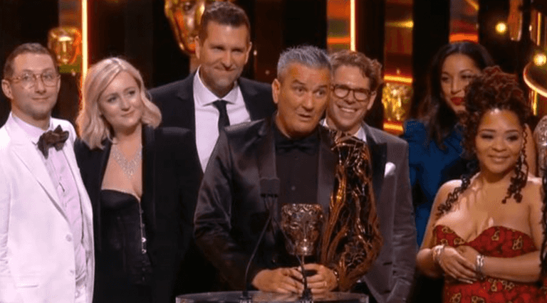 Gogglebox’s Lee pays tribute to late cast members during BAFTA speech Gogglebox’s Lee pays tribute to late cast members during BAFTA speech