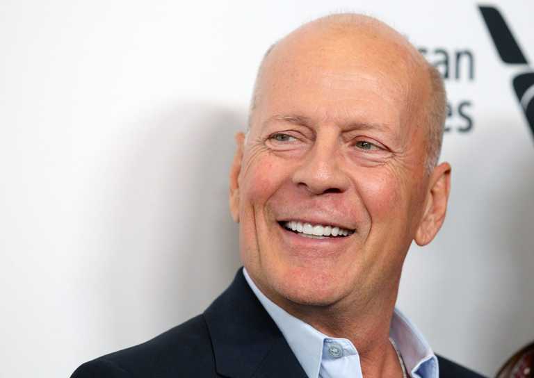 Sylvester Stallone gives update on Bruce Willis’ condition Sylvester Stallone gives update on Bruce Willis’ condition