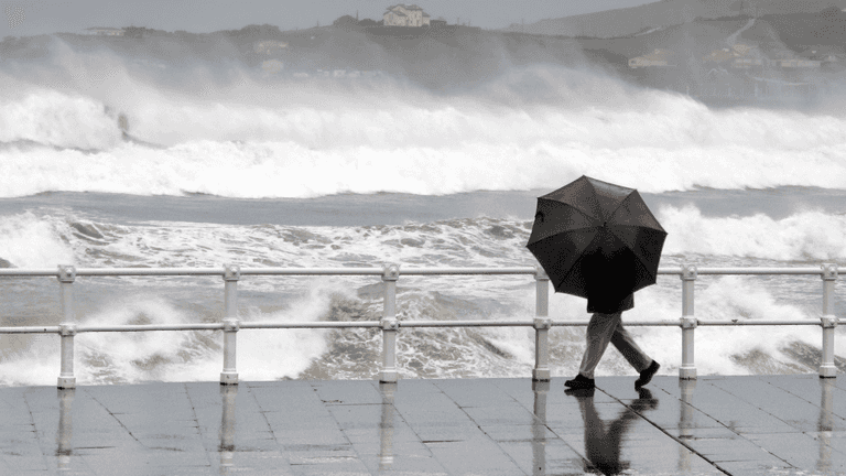 Weather warning issued for seven counties over heavy rain and possible flooding