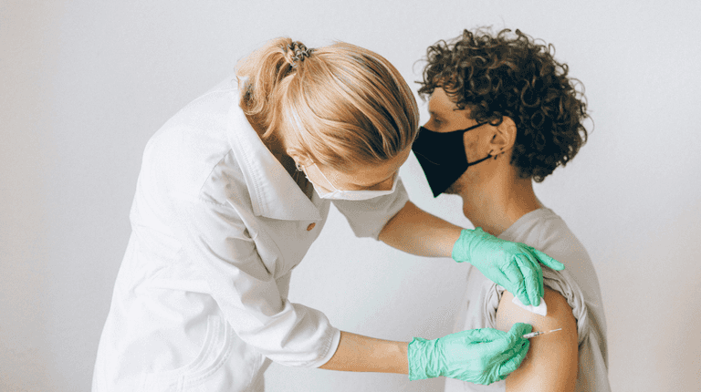 Health warning issued for Irish people travelling to popular summer destinations