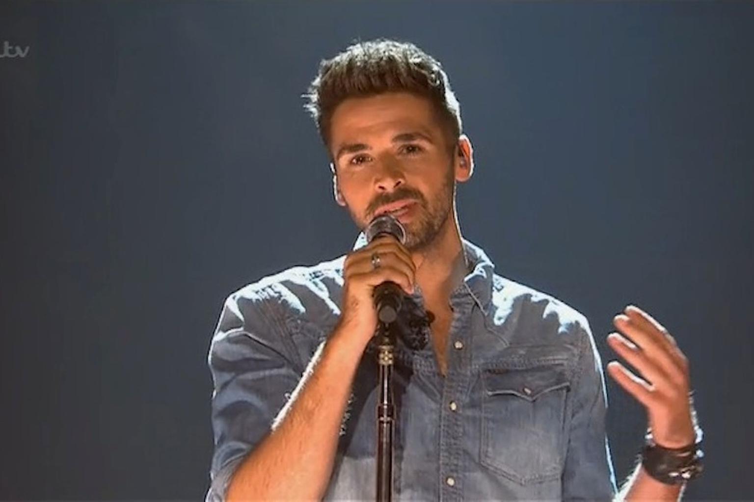 WATCH: Ben Haenow Asked To Propose To His Girlfriend Live On Air