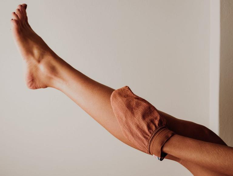 Do these 8 things to make your fake tan last much, much longer Do these 8 things to make your fake tan last much, much longer