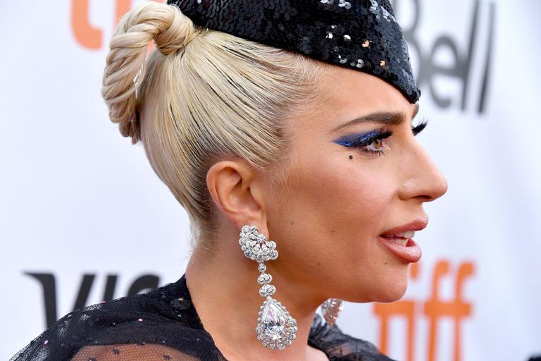 Lady Gaga goes makeup-free in latest glowing Instagram post