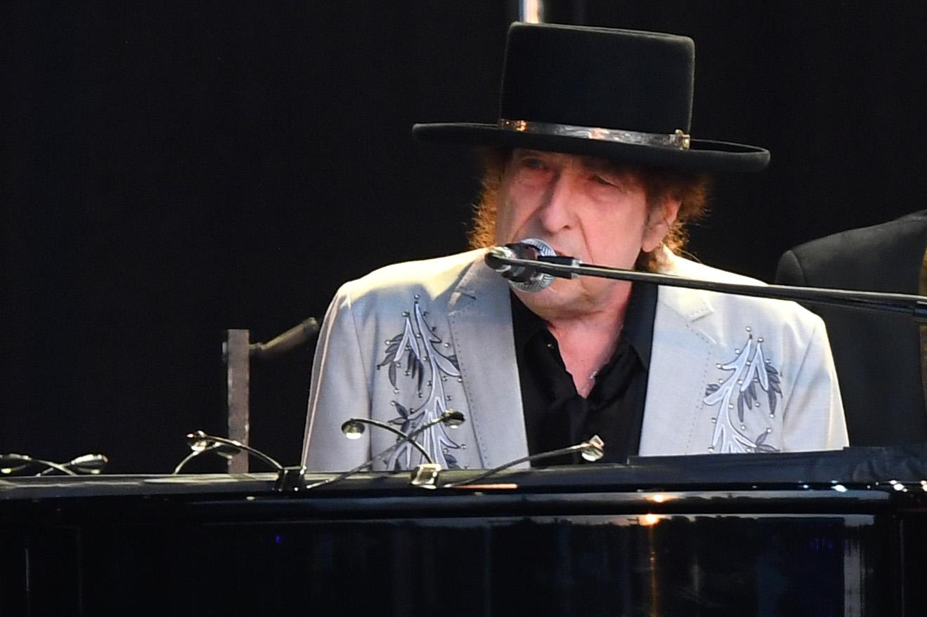 Bob Dylan sued over alleged sexual abuse of 12 year-old 50 years ago