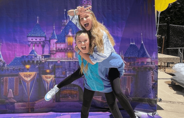 JoJo Siwa confirms split from girlfriend Kylie Prew