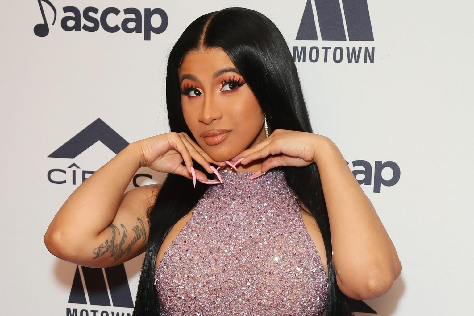 Cardi B wants to have “a chat” with Meghan Markle after defamation lawsuit