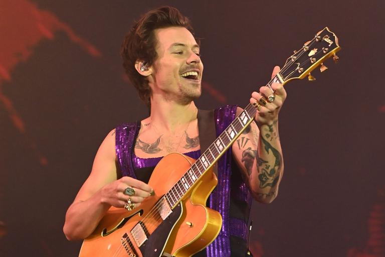 Harry Styles stops Dublin gig twice after safety concerns