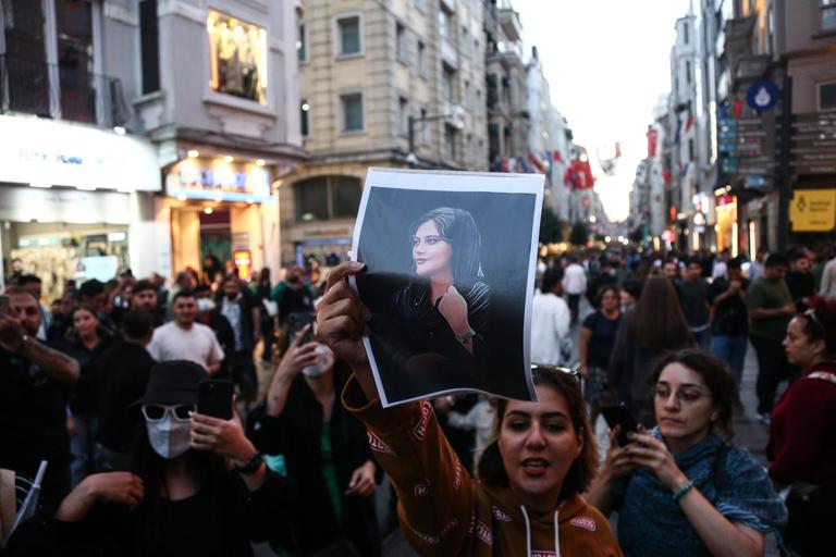 26 women killed in Iranian protests since the death of Mahsa Amini 26 women killed in Iranian protests since the death of Mahsa Amini