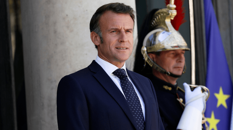 Emmanuel Macron speaks out after video shows wife ‘slapping him’ on Vietnam tour Emmanuel Macron speaks out after video shows wife ‘slapping him’ on Vietnam tour