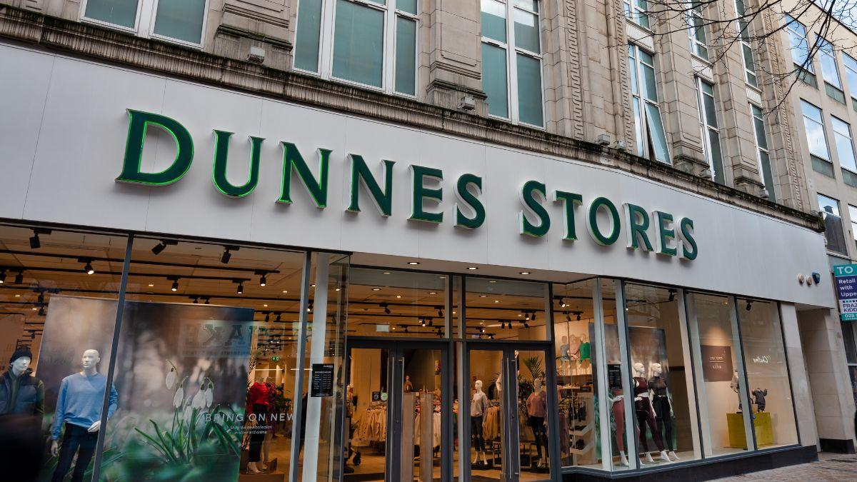 Shoppers rush to Dunnes Stores to buy viral ribbed cardigan for just €25