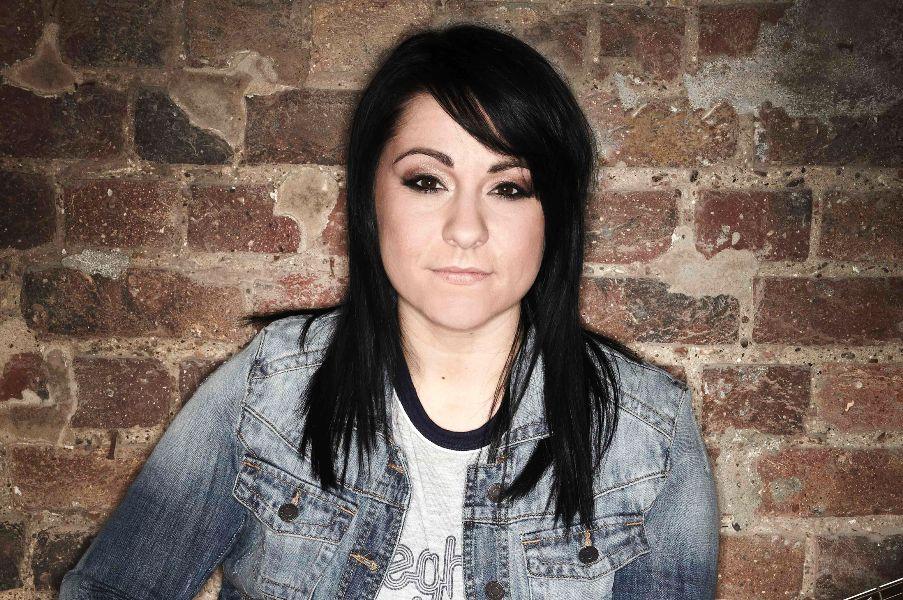 Former X Factor Star Lucy Spraggan Proposes To Girlfriend On Romantic Boat Trip