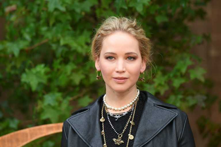 Jennifer Lawrence is set to star in a new sci-fi comedy for Netflix Jennifer Lawrence is set to star in a new sci-fi comedy for Netflix