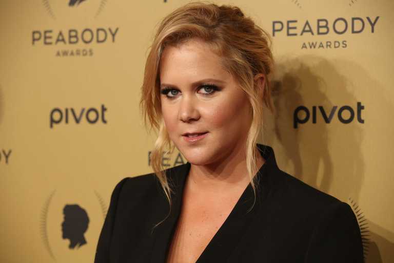 Amy Schumer says she finally has her “strength back” after endometriosis surgery Amy Schumer says she finally has her “strength back” after endometriosis surgery