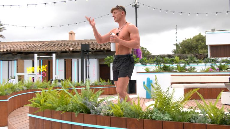 Love Island’s Liam set to make huge announcement to the villa tonight Love Island’s Liam set to make huge announcement to the villa tonight