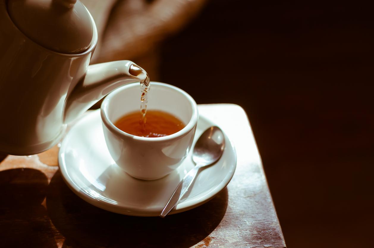Drinking tea regularly may be linked to lower mortality risk, study finds