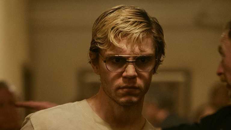 eBay removes Jeffrey Dahmer Halloween costumes from site eBay removes Jeffrey Dahmer Halloween costumes from site