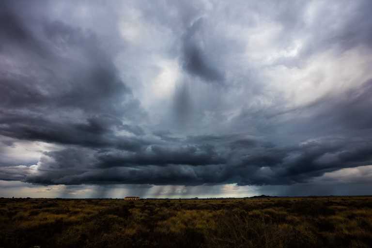 Met Eireann warns of “thundery showers” this weekend Met Eireann warns of “thundery showers” this weekend