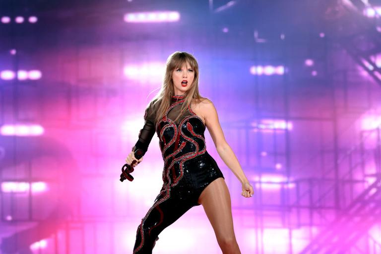 Taylor Swift’s record-breaking Eras Tour movie is coming to Ireland Taylor Swift’s record-breaking Eras Tour movie is coming to Ireland