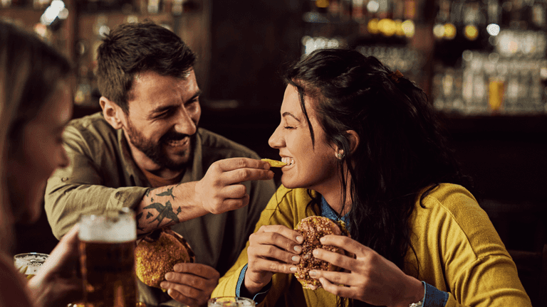 People are testing their partners with tiny portions on TikTok People are testing their partners with tiny portions on TikTok