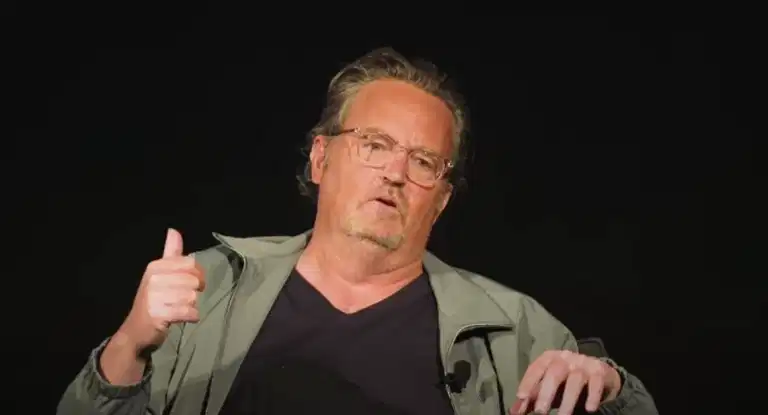 Matthew Perry couldn’t rewatch any of Friends for heartbreaking reason Matthew Perry couldn’t rewatch any of Friends for heartbreaking reason
