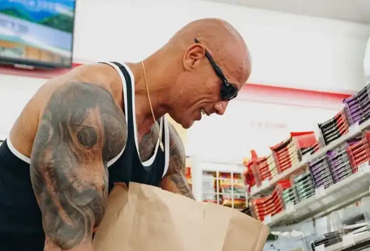 Dwayne Johnson returns to shop he used to steal from as a kid to ‘right the wrong’ Dwayne Johnson returns to shop he used to steal from as a kid to ‘right the wrong’