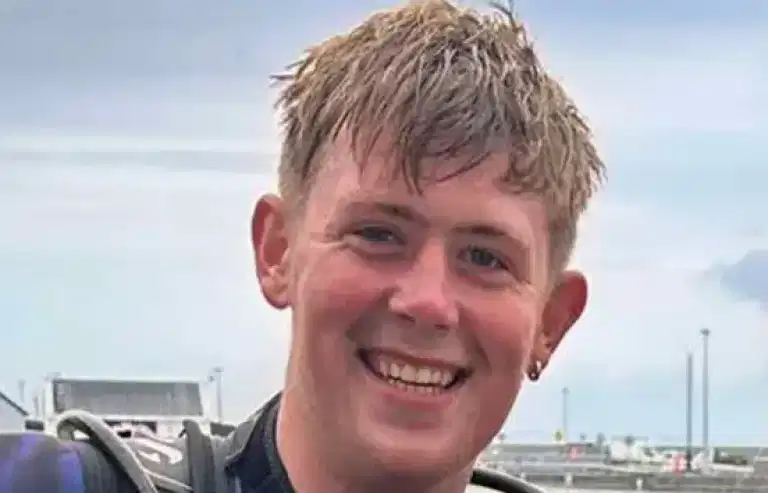 21-year-old Clare man dies suddenly in Thailand as family share heartbreaking plea 21-year-old Clare man dies suddenly in Thailand as family share heartbreaking plea