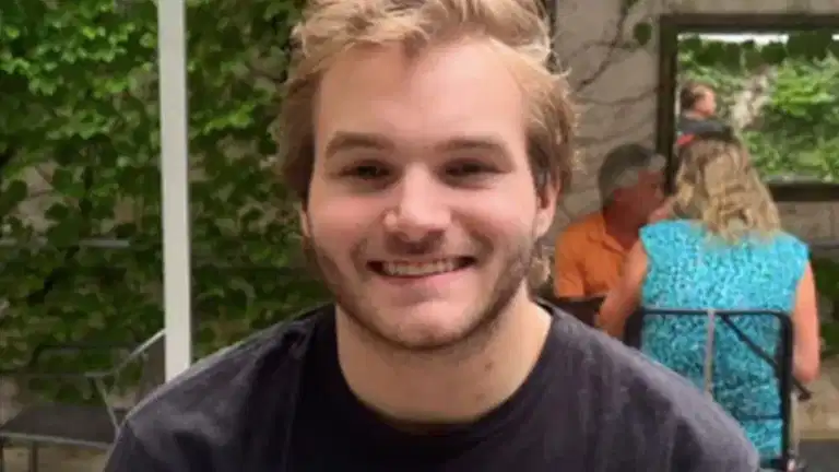 Man, 22, dies after price of his inhaler rose from $66 to $540, lawsuit alleges Man, 22, dies after price of his inhaler rose from $66 to $540, lawsuit alleges