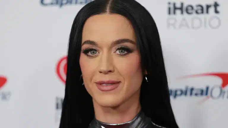Katy Perry to be sent to space as part of all-female mission Katy Perry to be sent to space as part of all-female mission