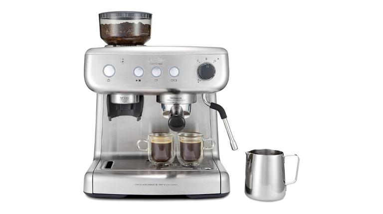 The 5-star coffee machine to make barista-level drinks at home has €200 discount The 5-star coffee machine to make barista-level drinks at home has €200 discount