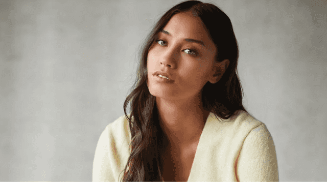 The Dunnes Stores butter-yellow cardigan is being swiped up The Dunnes Stores butter-yellow cardigan is being swiped up