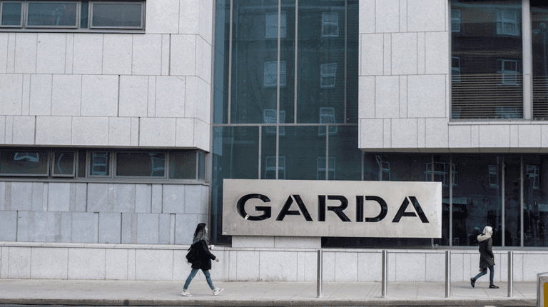 Garda search begins for child feared dead in Dublin Garda search begins for child feared dead in Dublin