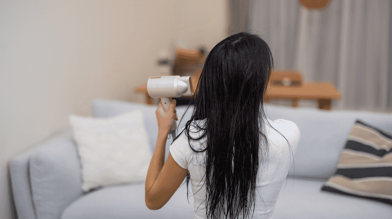 We found the perfect dupe for the Dyson hairdryer and it’s on sale with 80% off We found the perfect dupe for the Dyson hairdryer and it’s on sale with 80% off