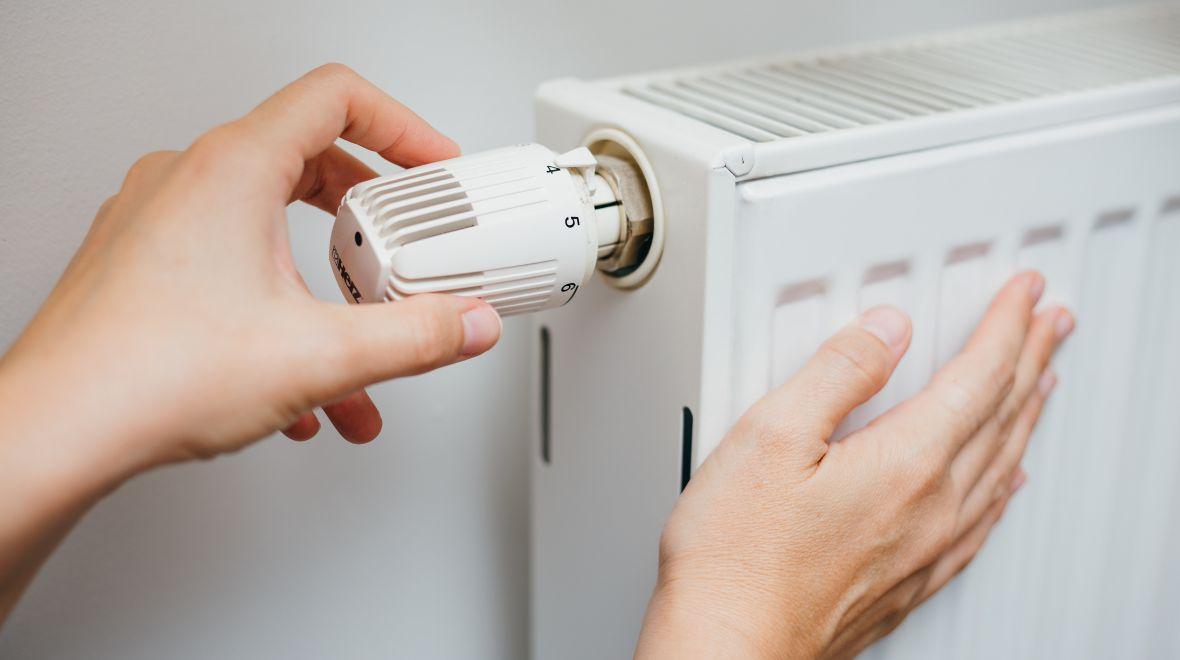 Stop turning on central heating when this device that costs 10c a day can keep you warm